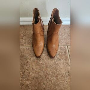 Brand New Qupid  Western Tan Ankle Boots